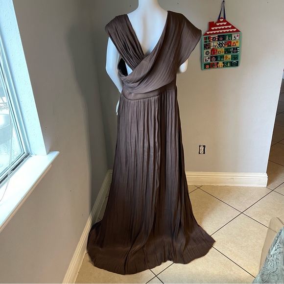 seomiscky Plus Asymmetrical Neck Floor Length Dress size 2xl for size 14-16 - Picture 2 of 9